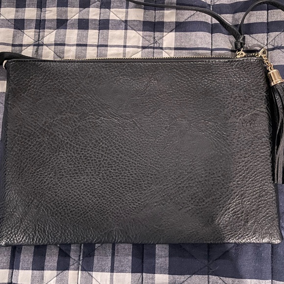 Black clutch with gold accent - Picture 2 of 4